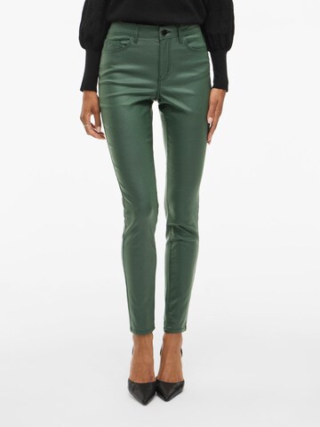 Coupe slim Pantalon 'VISarah' VILA en vert : devant