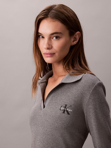 Calvin Klein Jeans Šaty - Sivá