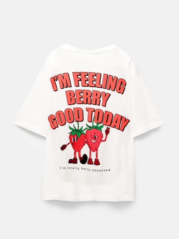 Tricou de la Pull&Bear pe alb