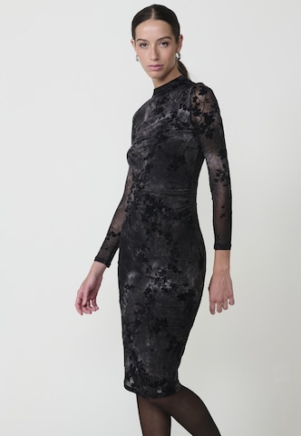KOROSHI Dress in Black