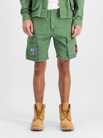 Slimfit Pantaloni cargo di ALPHA INDUSTRIES in verde: frontale