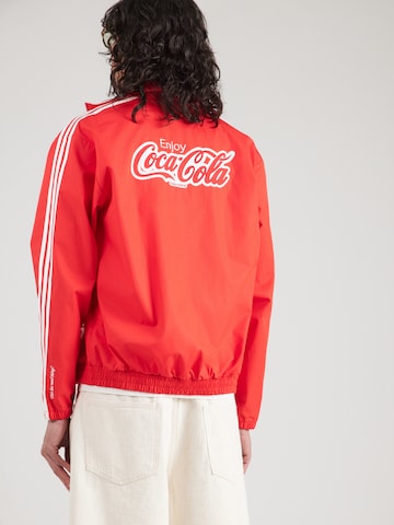 ADIDAS ORIGINALS Φθινοπωρινό και ανοιξιάτικο μπουφάν 'Coca Cola Classic Firebird' σε κόκκινο