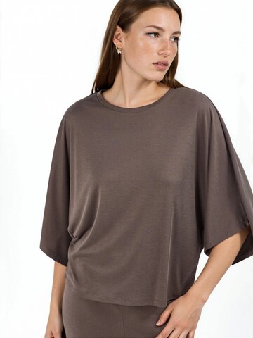 Busem Shirt in Braun