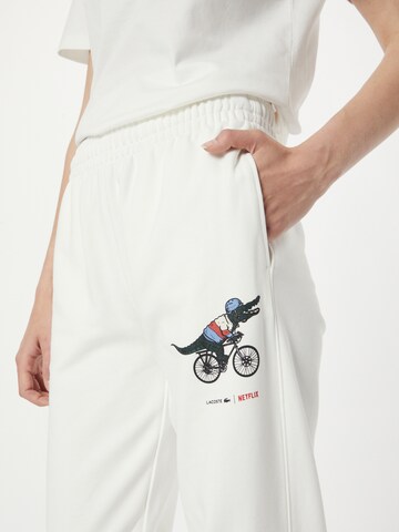 Effilé Pantalon LACOSTE en blanc