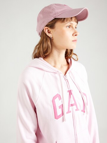 GAP Sweatjacke 'HERITAGE' in Pink