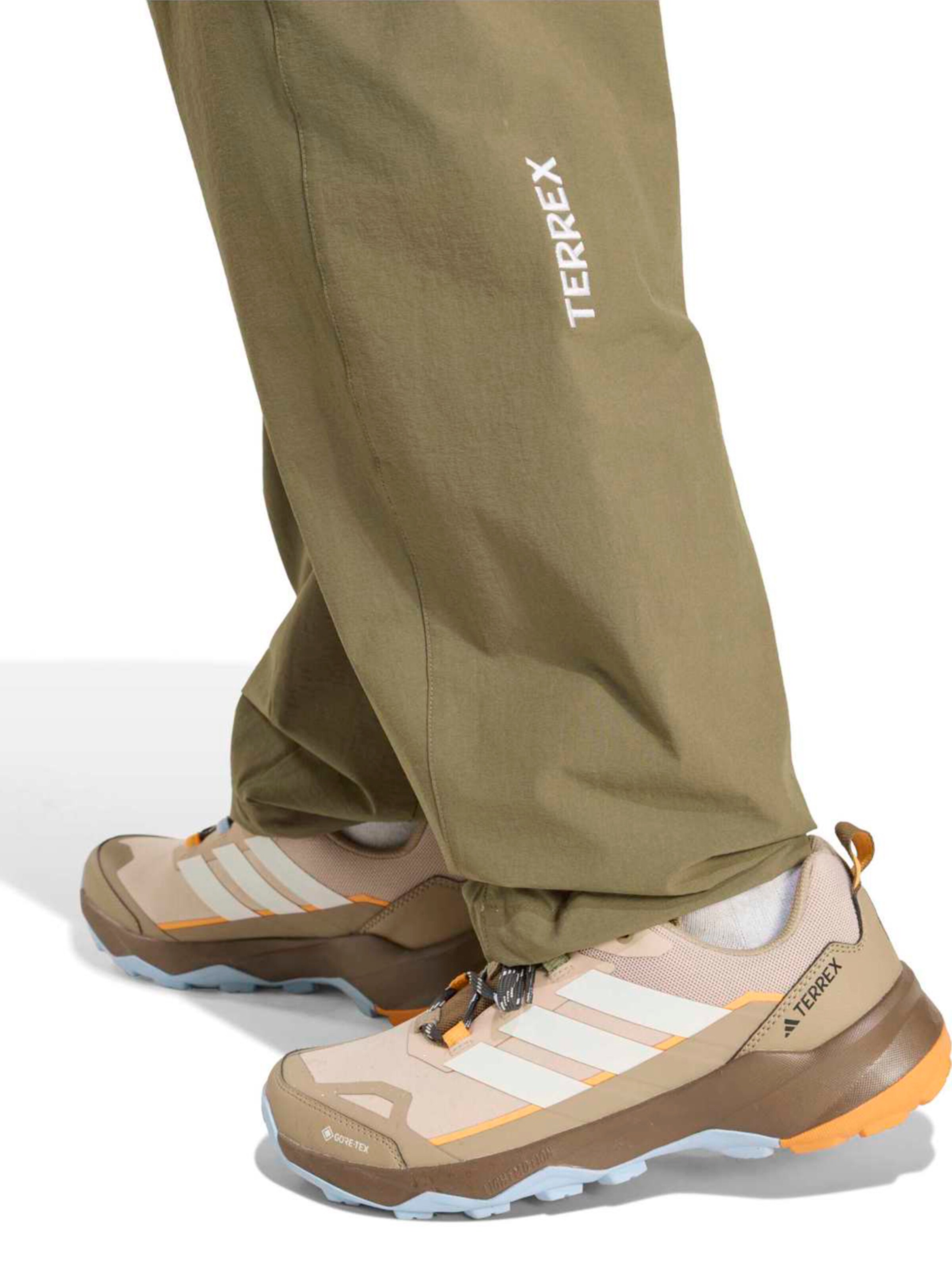 ADIDAS TERREX Regular Ulkoiluhousut värissä vihreä