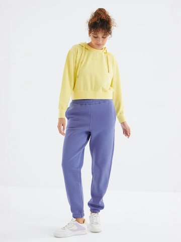 Tommy Life Regular Workout Pants in Blue