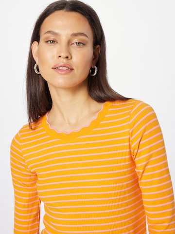 Maglietta di ESPRIT in arancione