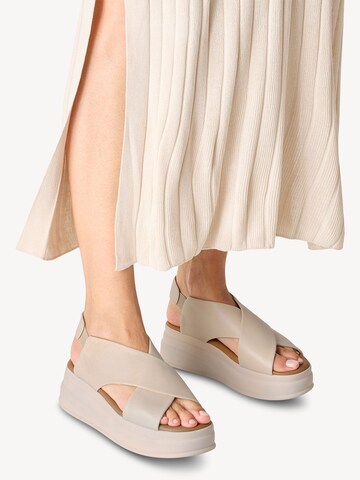 Sandales Tamaris en beige : devant