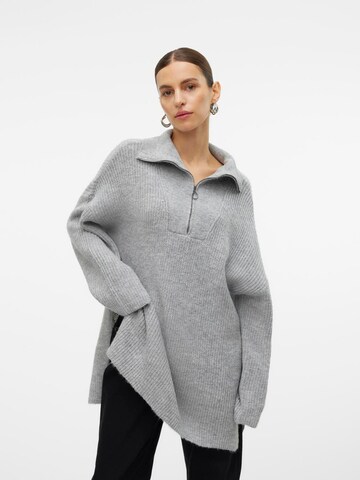 VERO MODA Sweater 'Pernilla' in Grey: front