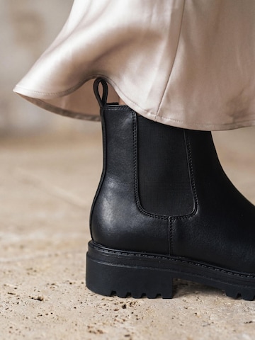 nae Vegan Shoes - Botas 'EVIE' en negro