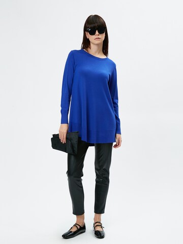 Influencer Pullover in Blau