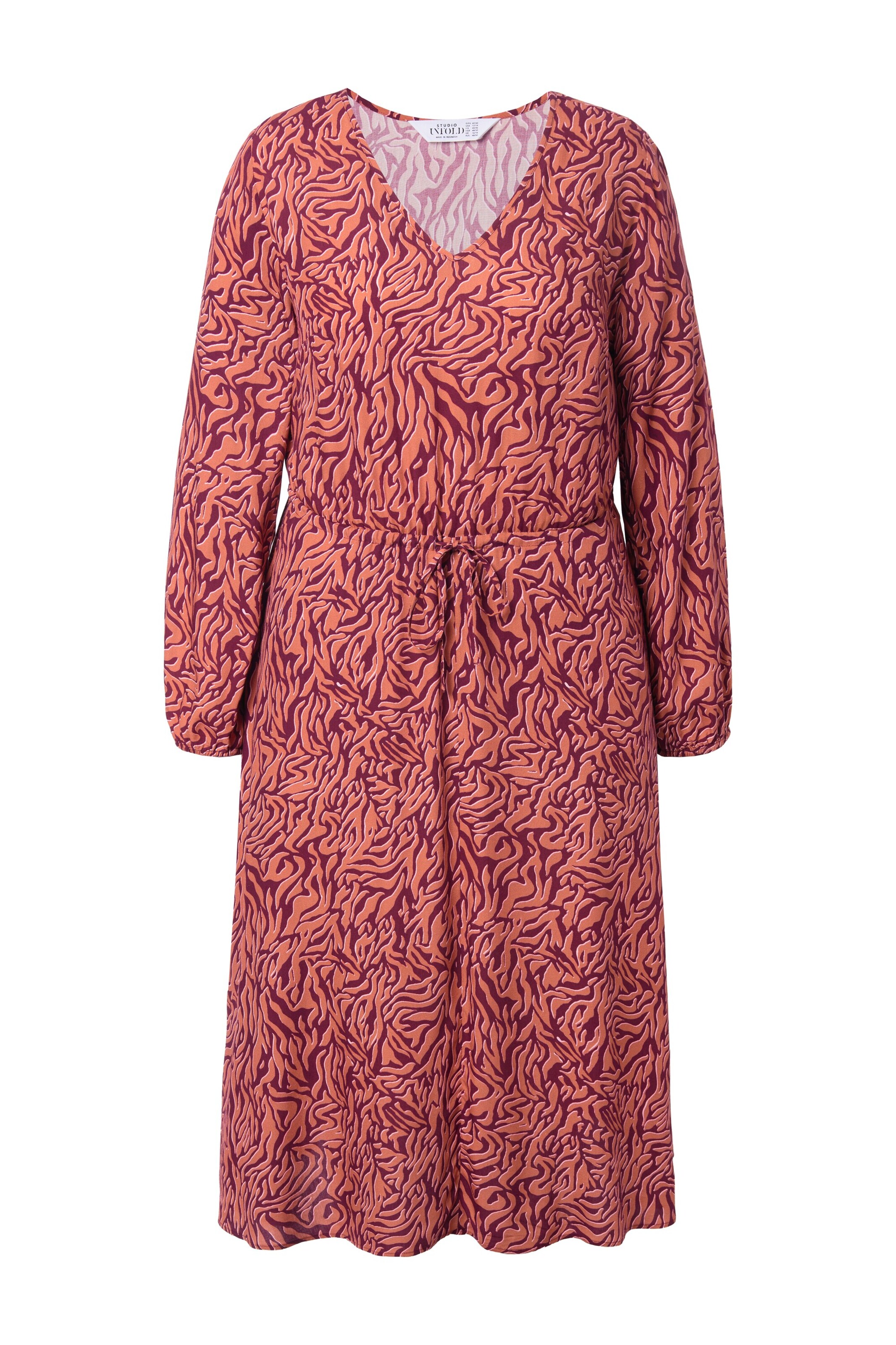 Studio Untold Dress in Cyclamen / Rusty red, Item view