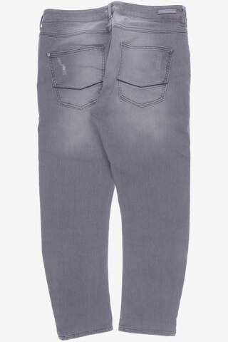 Cross Jeans Jeans in 31 in Grey