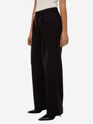 Loosefit Pantaloni con pieghe di Hiccup in nero