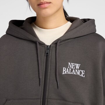 new balance Sweatvest 'Trackside' in Grijs