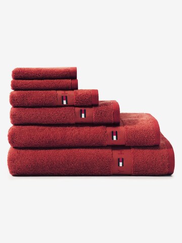 Serviette de douche 'LEGEND' TOMMY HILFIGER en rouge