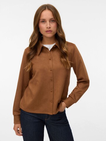 VERO MODA - Blusa 'VMBella' en marrón: frente