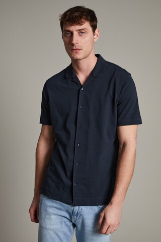 Coupe regular Chemise Matinique en bleu : devant