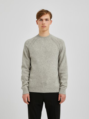 Bertoni Sweater 'Magne' in Grey: front