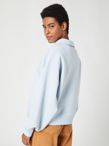 florence by mills exclusive for ABOUT YOU Sweatshirt 'Joy' i blå