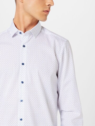 OLYMP Slim fit Koszula 'Level 5' w kolorze biały