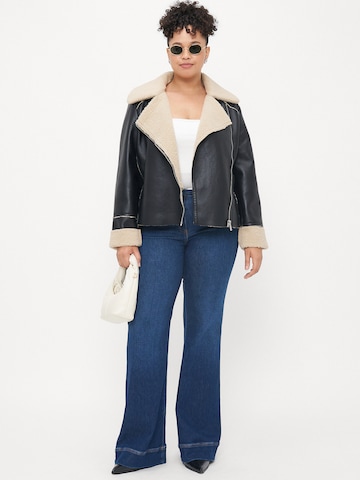 Veste mi-saison 'CARDora' ONLY Carmakoma en noir
