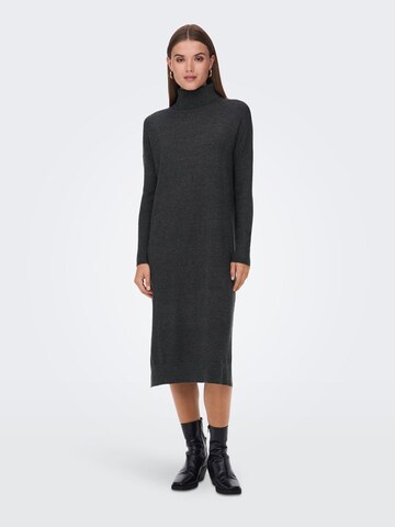 ONLY Knitted dress in Grey: front