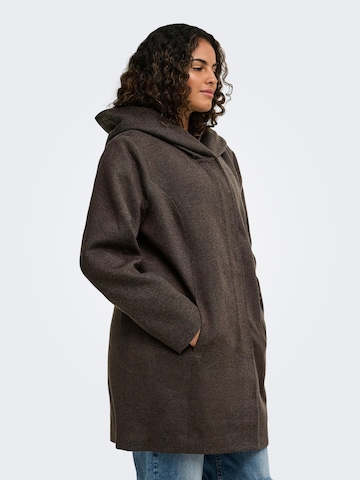 Manteau mi-saison 'SEDONA' ONLY Carmakoma en marron