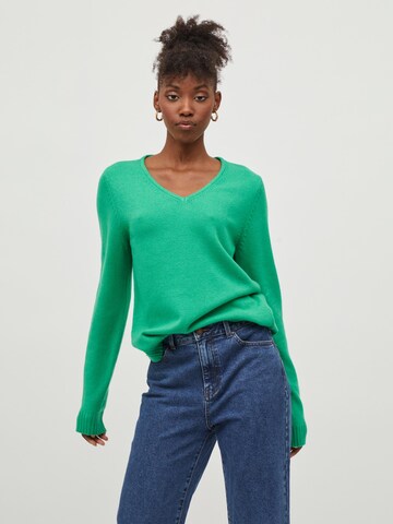 VILA Sweater 'VIRIL' in Green: front