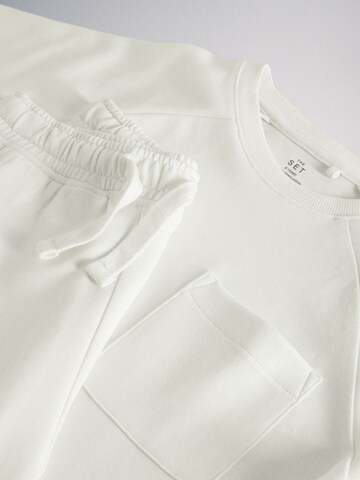 The Set Setti värissä monivärinen