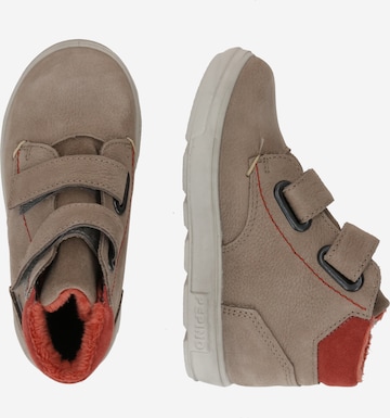 Scarpa bassa 'ALEX' di Pepino in beige