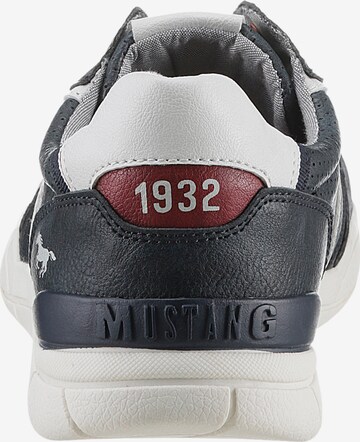 MUSTANG Sneakers laag in Blauw