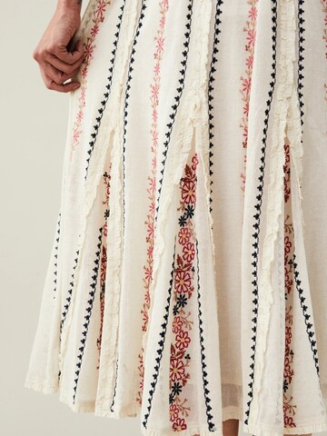 Gonna ' Natasha ' di Odd Molly in bianco