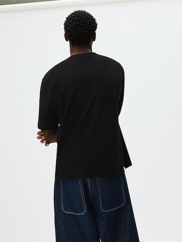 BershkaMajica - crna boja