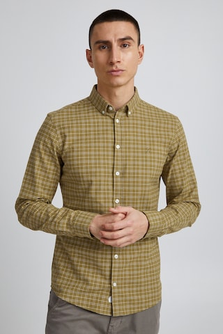 Casual Friday Regular fit Button Up Shirt in Green: front