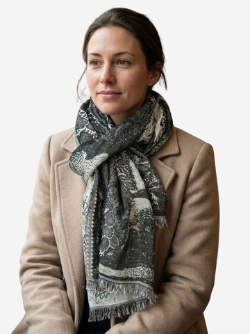 Sunsa Wrap 'Sunsa' in Black