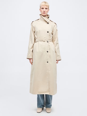 Vero Moda Tall Mantel in Beige: Vorderseite