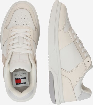 Tommy Jeans Sneaker 'Johanna' in Beige