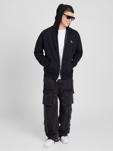 Abercrombie & Fitch Кофта на молнии в Черный