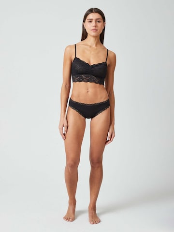 SNOCKS String i svart