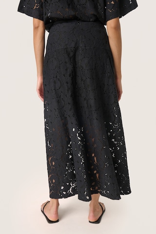 Jupe 'Taya' SOAKED IN LUXURY en noir