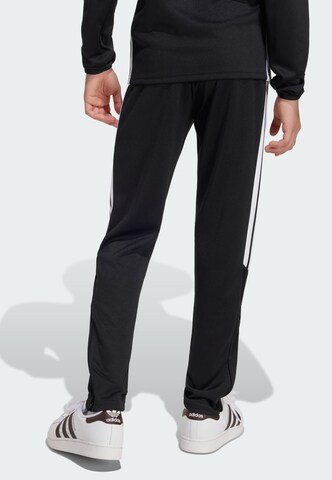 ADIDAS PERFORMANCE Štandardný strih Športové nohavice 'Tiro 26 Essentials' - Čierna