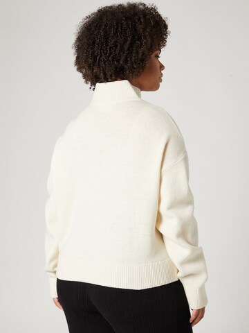 Pullover 'Frey' di A LOT LESS in bianco