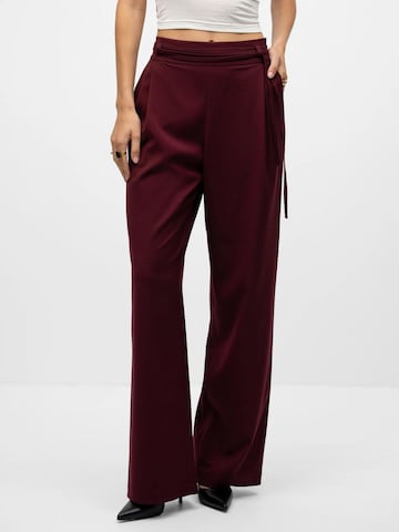 mandragora - Loosefit Pantalón 'Torre' en rojo