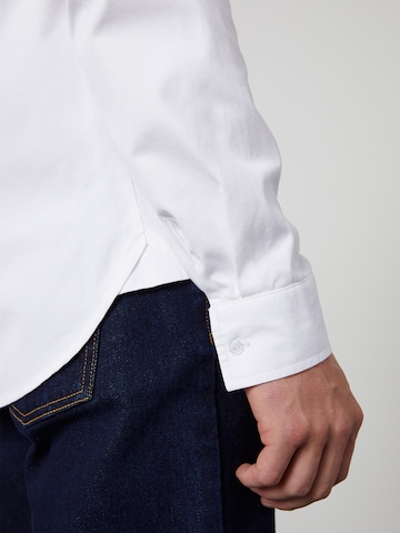 DAN FOX APPAREL Comfort fit Button Up Shirt 'Niklas' in White