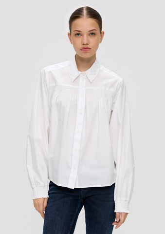 QS Blouse in White: front