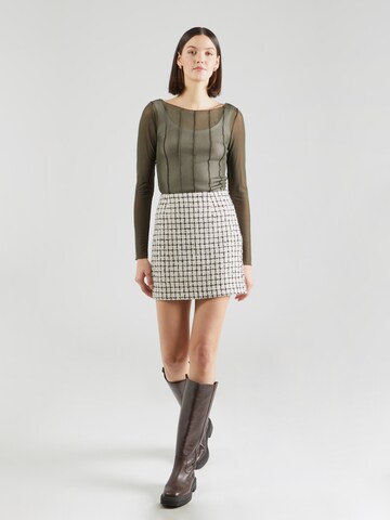 ONLY - Camiseta 'ONLPARIS' en gris