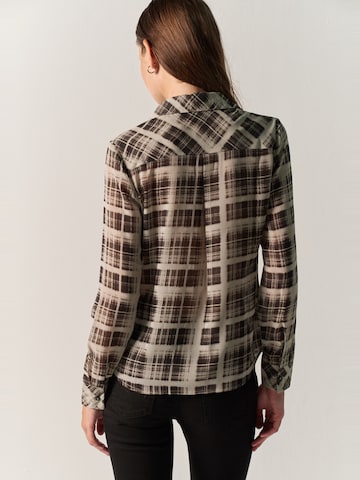 Camicia da donna di KOROSHI in grigio