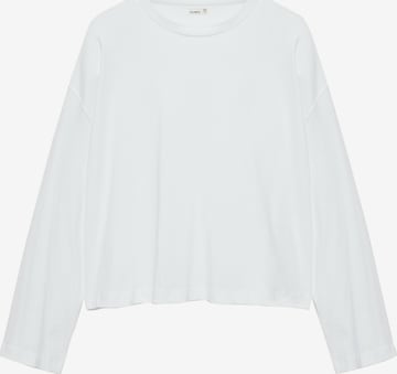 Tricou de la Pull&Bear pe alb: față